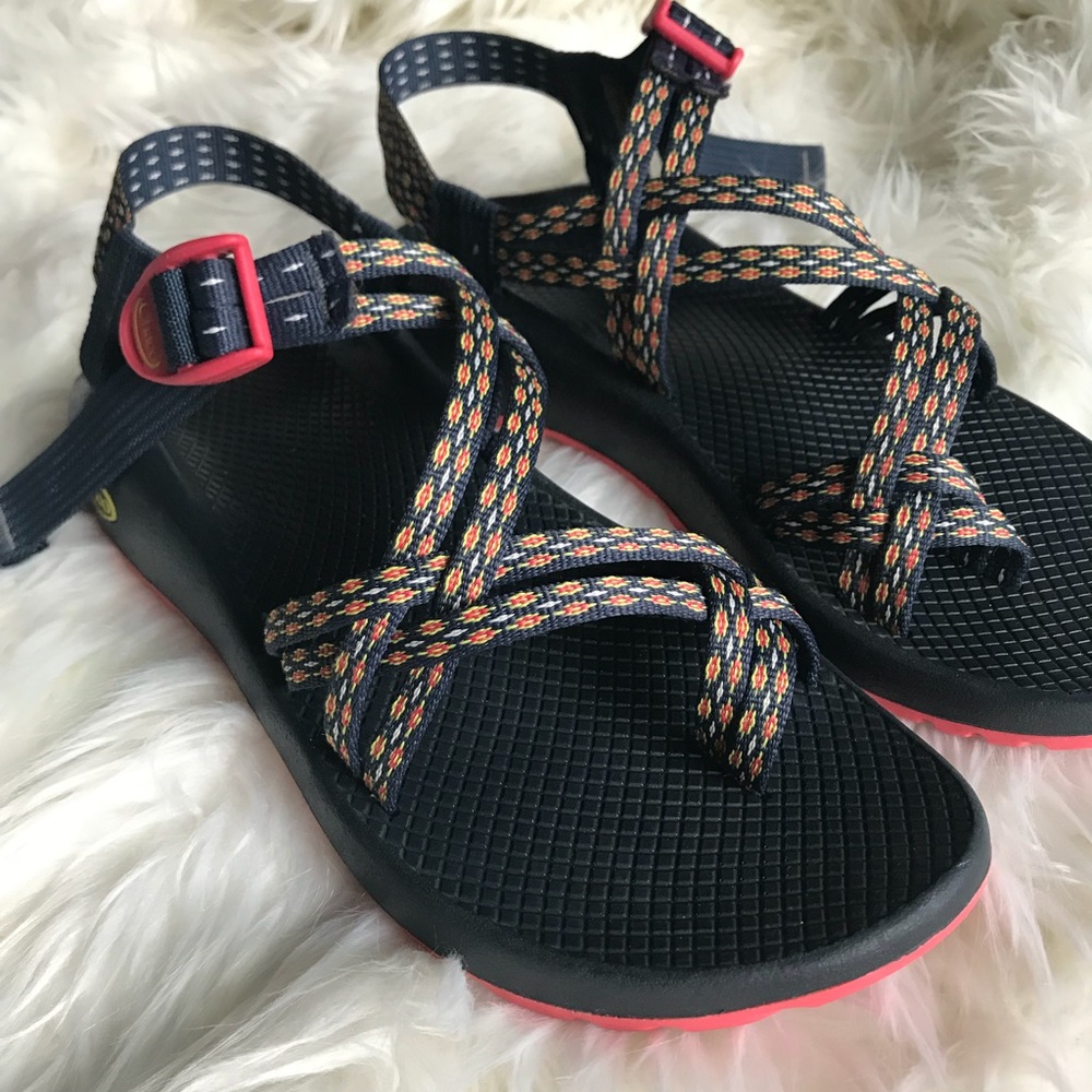 Chaco Strap Sandals Hiking Shoes Size 10W